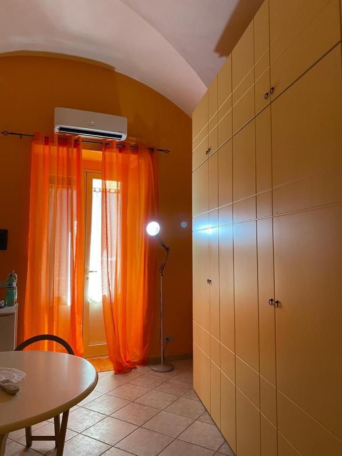 カターニアAl Vicoletto 11アパートメント エクステリア 写真